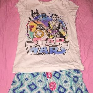 Star Wars shirt and geo print shorts 💐💐
